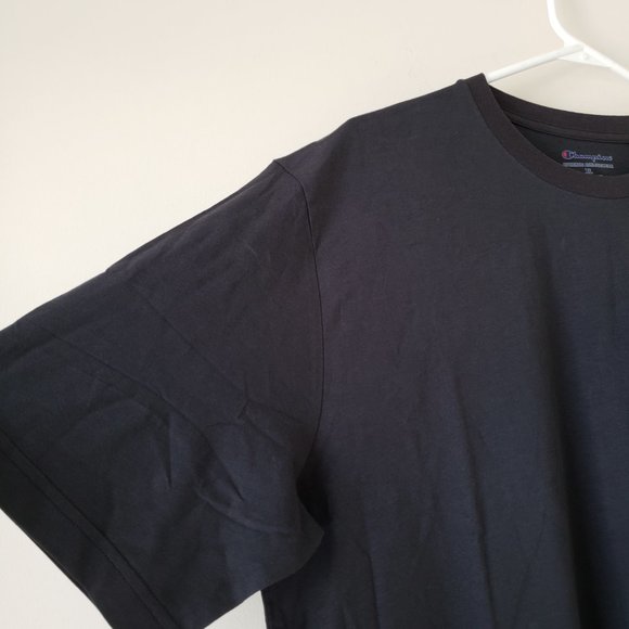 Wichita State Shockers Front Pocket T-Shirt Mens XL Black Champion Flowers NWT - Picture 5 of 10